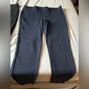 Navy HUE Leggings